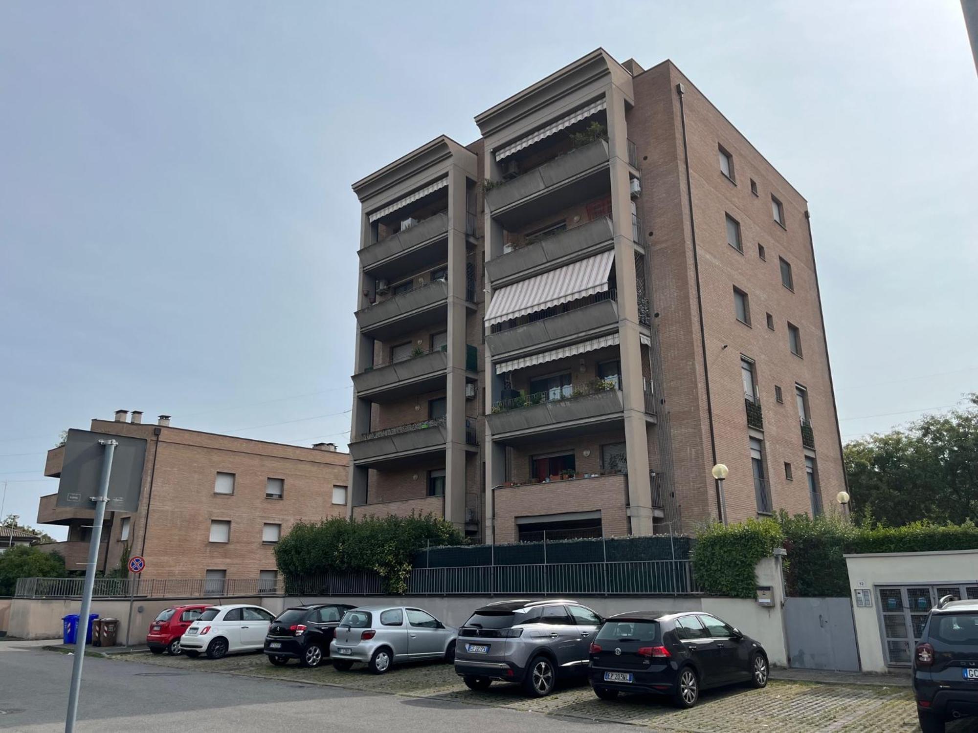 Lovely Apartment Parma